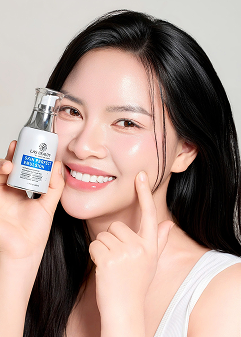 Model with Skin Perfect Emulsion